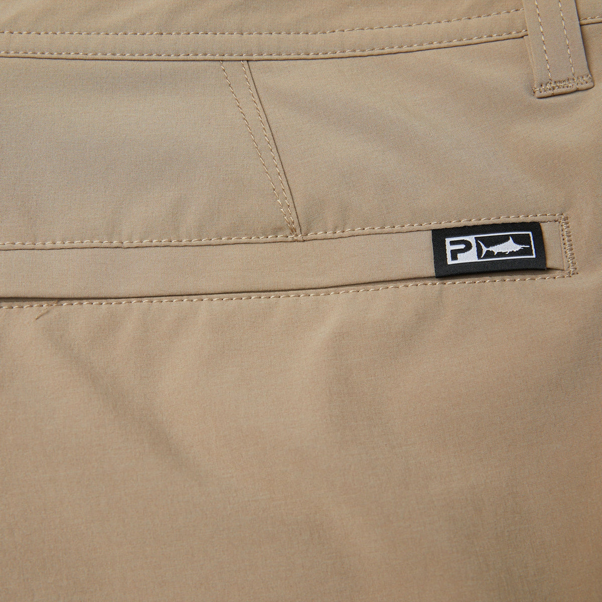 Pelagic Popular / Hybrid Shorts 18" - Mako
