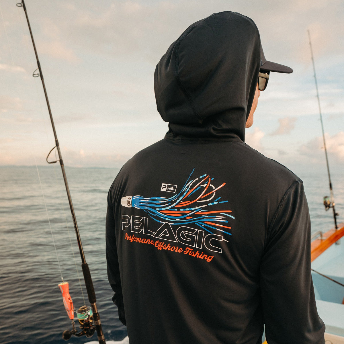 Pelagic Trending / Hooded Fishing Shirt - Vaportek Short Corner